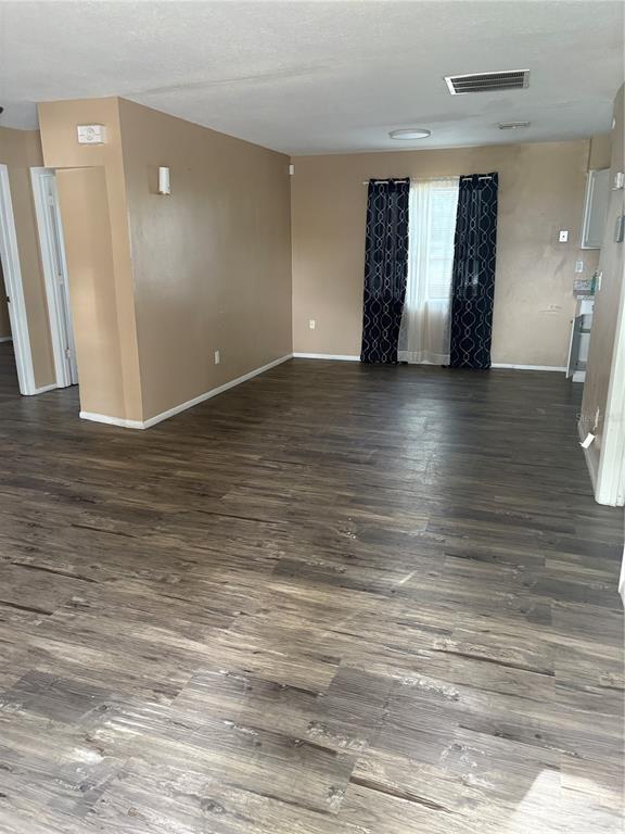 Foto del edificio - 6077 North Ln