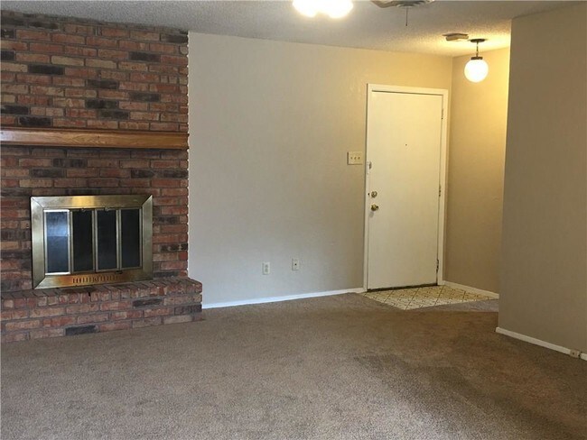 Foto del edificio - 2926 Button Willow Pkwy