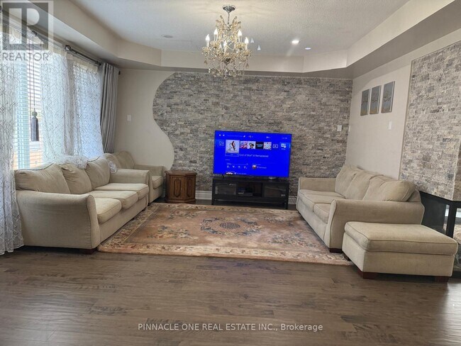 Photo du bâtiment - 1286 Kettering Dr