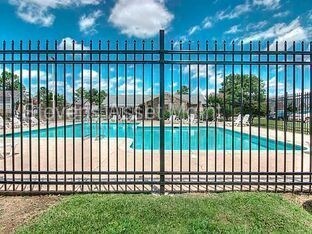 Foto del edificio - **NEW PRICE 3/2.5 APPLE TREE TOWNHOUSE**