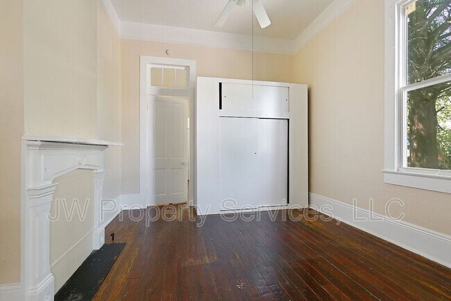 Building Photo - 4138 Constance St