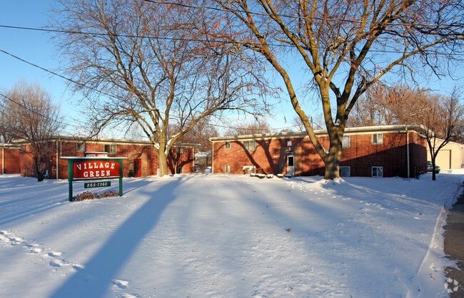 Building Photo - Highland Park Apartments