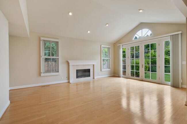 Foto del edificio - Luxury 4 bedroom/3 bathroom home in Menlo ...