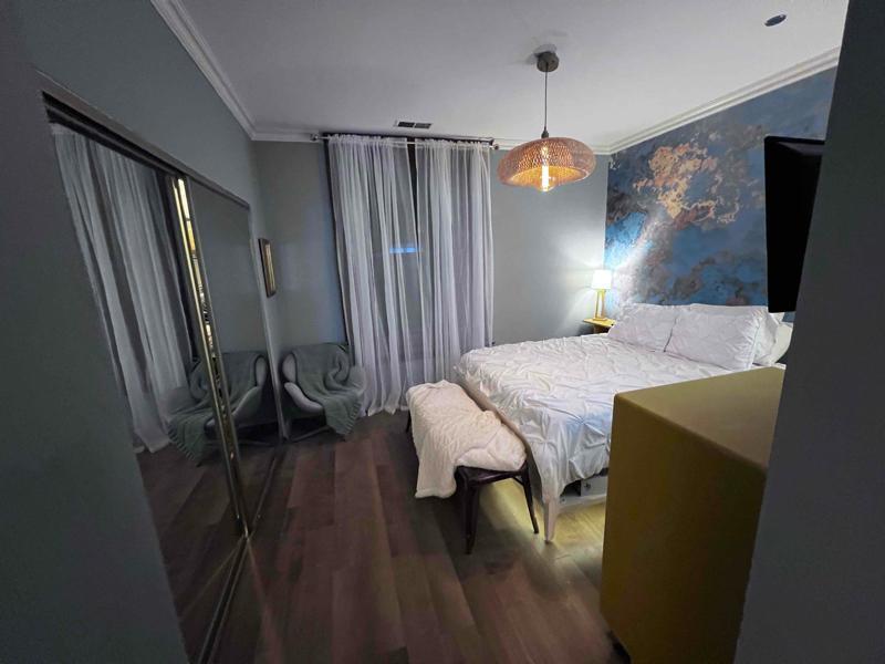 Photo - 550 W Surf St - Cozy Castle by ARIBIA