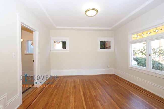 Building Photo - Coveted Piedmont Craftsman Home