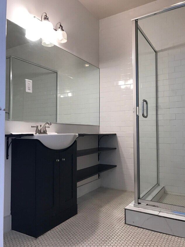 Foto principal - 303 5th Ave
