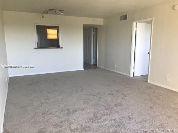 Building Photo - 404 NW 68th Ave