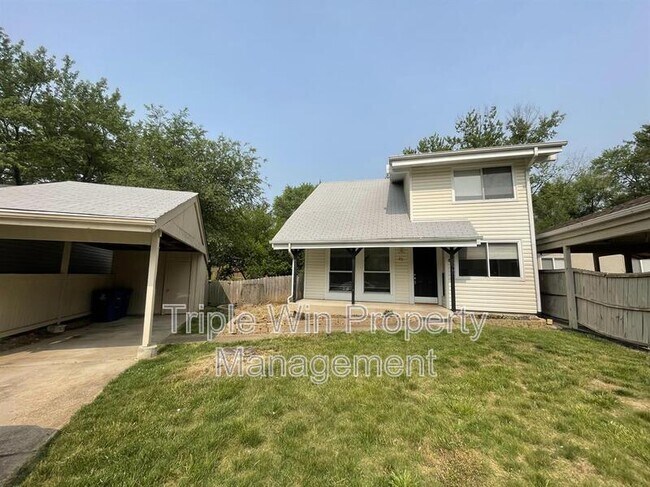 Foto del edificio - 411 Far Hill Dr