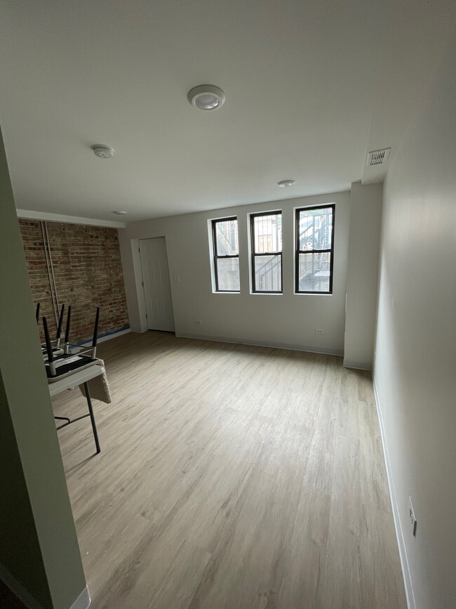 Living Room - 2008 S Leavitt St