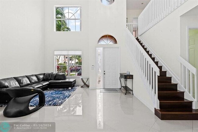 Foto del edificio - 9728 Vineyard Ct