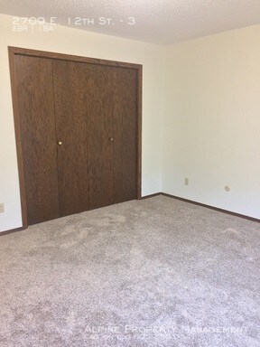 Foto del edificio - 2709 E 12th St