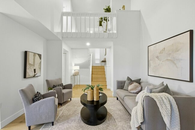 Foto del edificio - 4281 152nd Ct SE