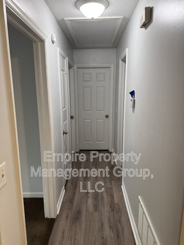 Foto del edificio - 2217 Apple Valley Rd