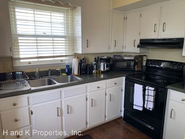 Building Photo - 2 br, 1.5 bath House - 408 Reid Street