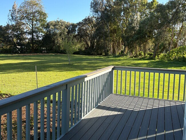 Foto del edificio - Private 3 bdrm custom home on acreage