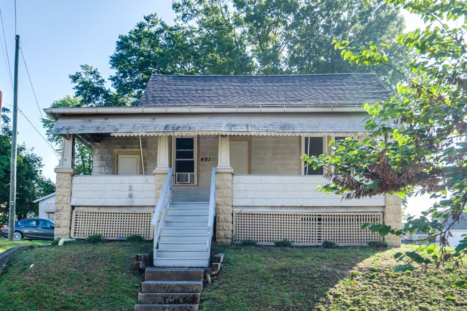491 Allyn St Akron, OH 44304 – photo 1