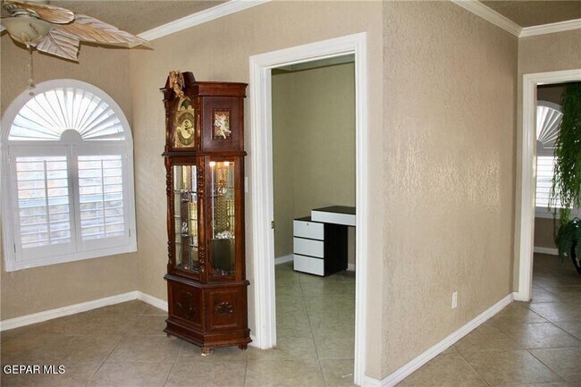 Foto del edificio - 7409 Edgemere Blvd