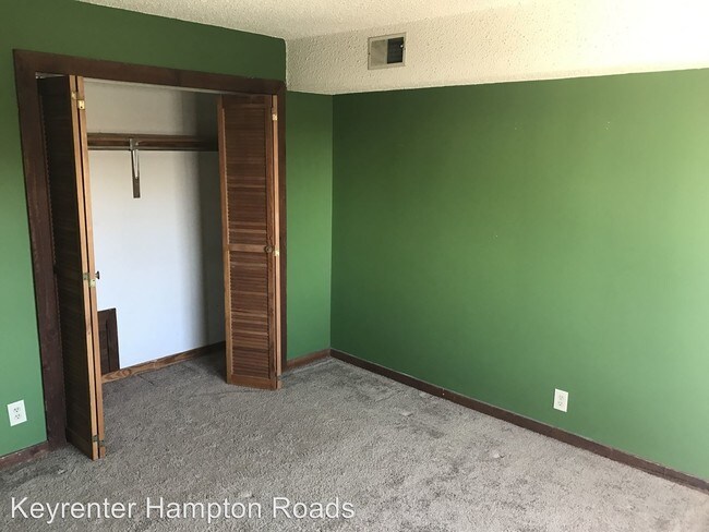 Building Photo - 1560 Lea View Ave