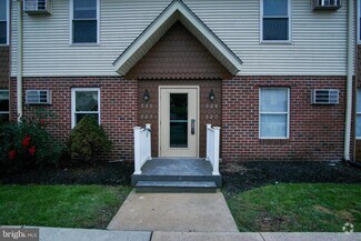 Building Photo - 326 Walnut Ct Way