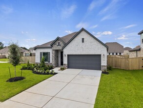 Building Photo - 2720 Grv Crst Dr