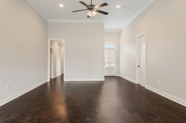 Foto del edificio - 10353 Fountain Ln