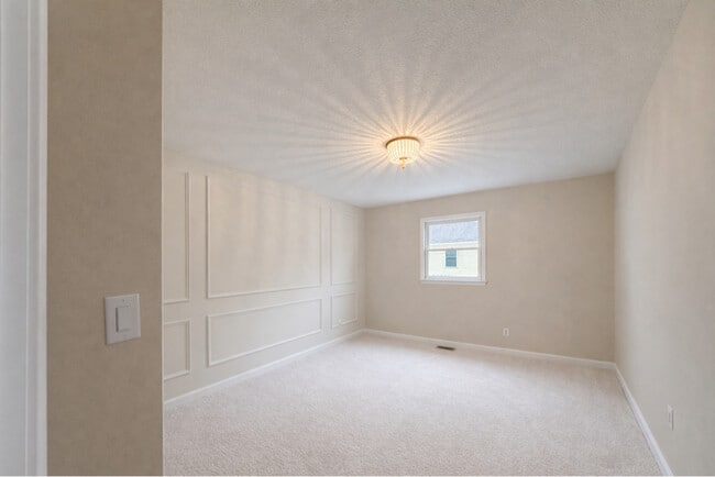 Building Photo - 109 Watzel Ln