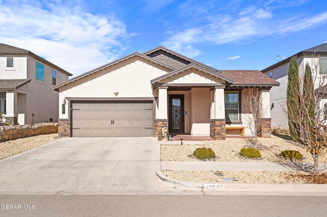 Building Photo - 12597 New Dawn Dr