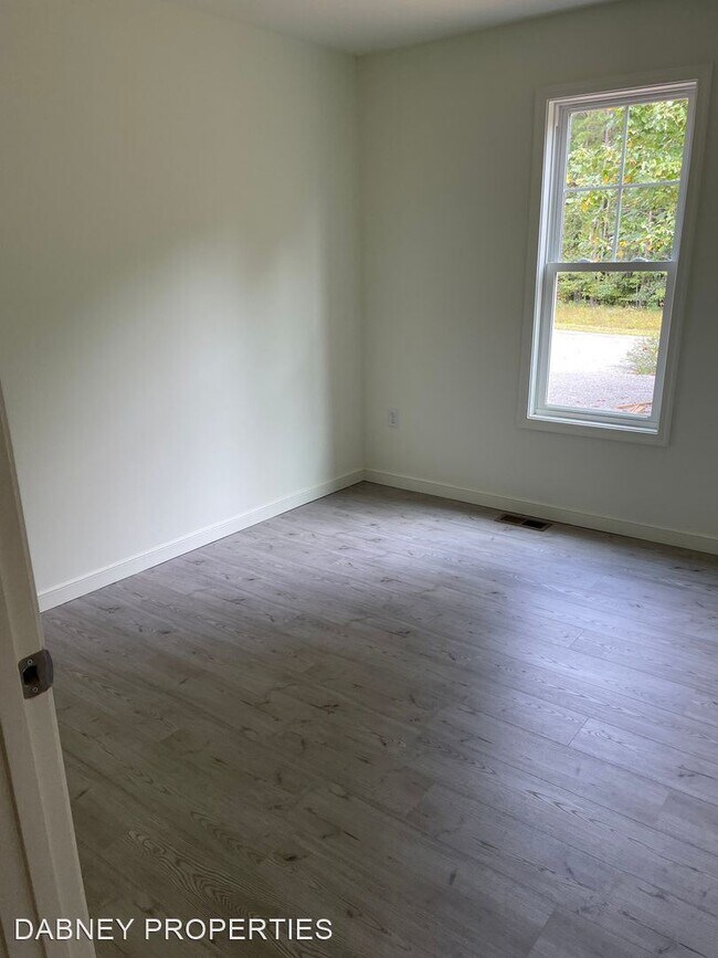 Building Photo - 3 br, 1 bath House - 278 Bonbrook Creek Road