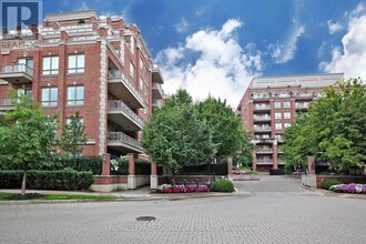 Building Photo - 20 Burkebrook Pl