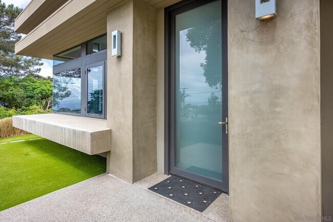 Building Photo - 602 Glenmont Dr