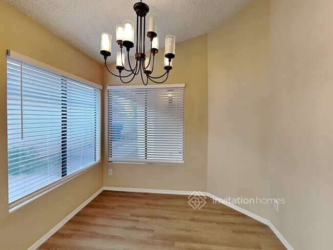 Building Photo - 943 W Barbados Dr