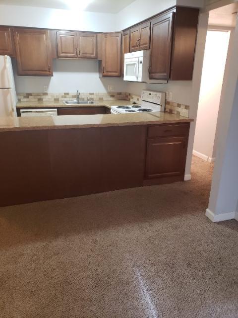 Foto principal - 3663 S Sheridan Blvd