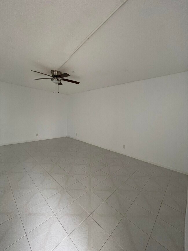 Foto del edificio - 172 Salisbury I