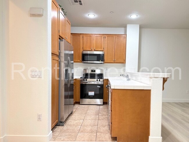 Building Photo - 1603 White Hickory Pl