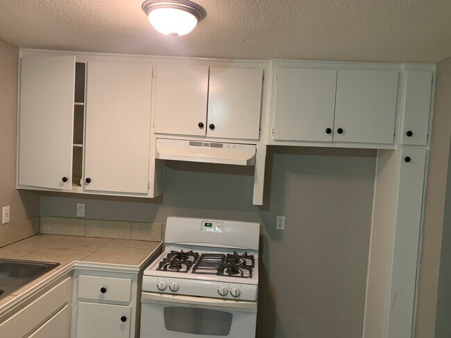 Foto del edificio - 220 N Hargrave St