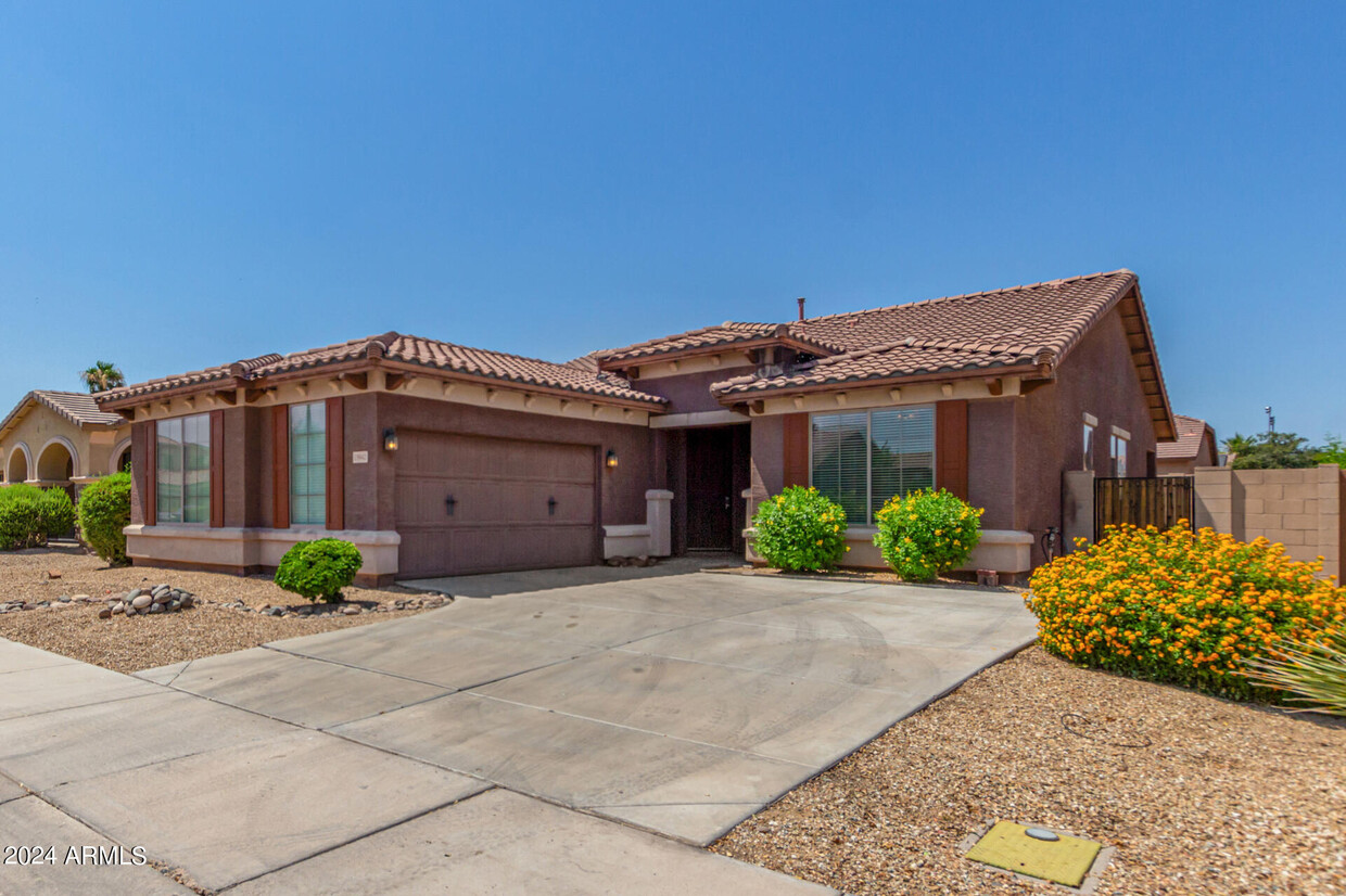 Primary Photo - 15942 W Papago St
