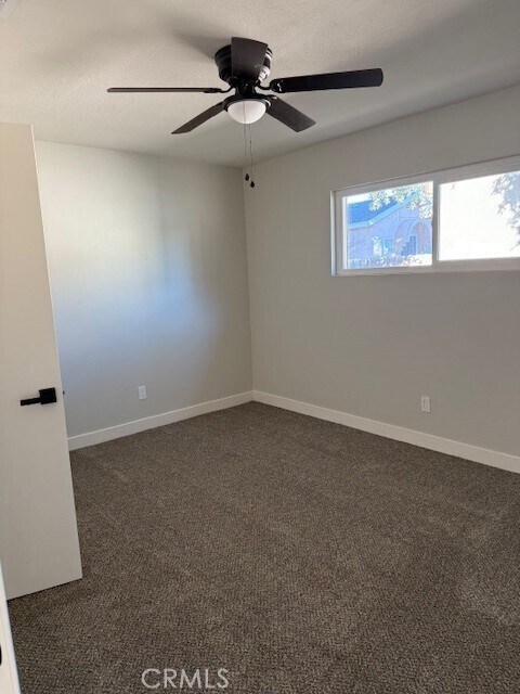 Foto del edificio - 410 E Park St