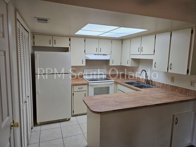 Foto del edificio - 88 Windtree Ln