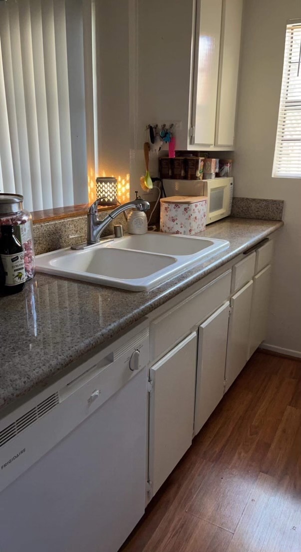 Foto del edificio - 1068 Calle Del Cerro