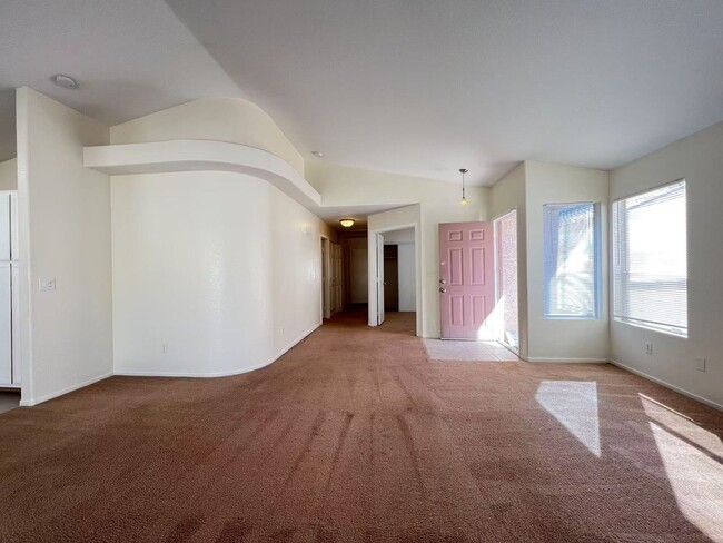Building Photo - Cozy 3-bedroom, 2-bathroom charming home