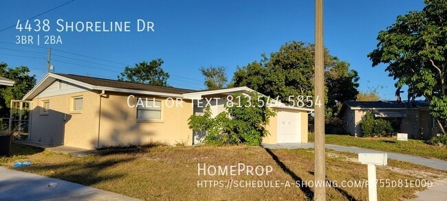 Foto del edificio - 4438 Shoreline Dr