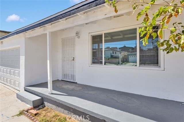 Building Photo - 520 Adele Dr