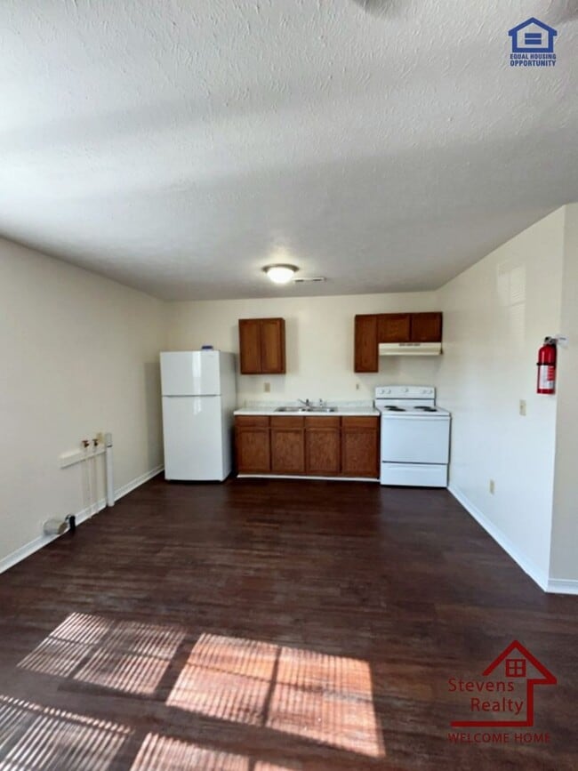 Foto del edificio - 166 Dogwood Pointe Dr