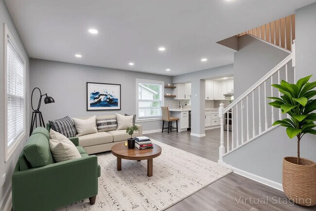 Foto del edificio - 3110 Winchester Ct E