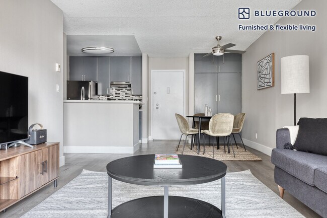 Foto del edificio - 3311 W 3rd St