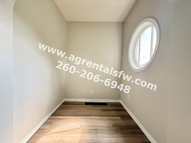 Foto del edificio - 3209 Fairfield Ave