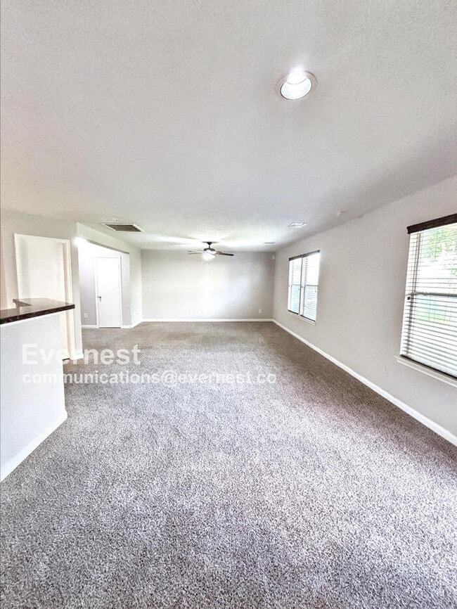 Building Photo - 10618 Kentington Oak Dr