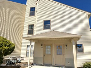 Building Photo - 310 Sage Ct