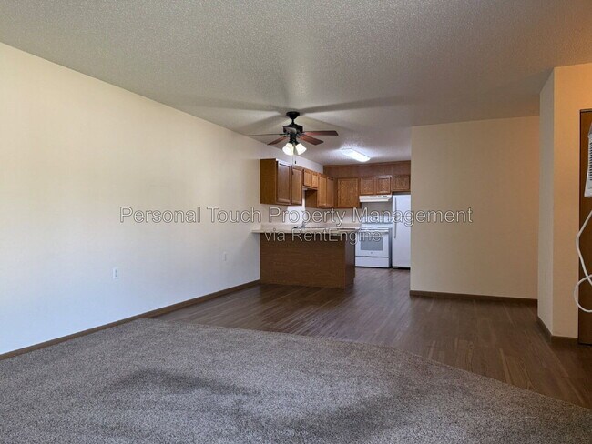 Foto del edificio - 455 22nd St E