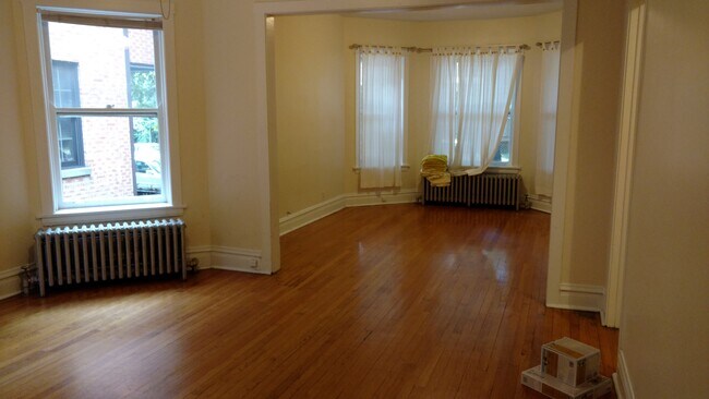 Foto del edificio - 1637 W Winona St